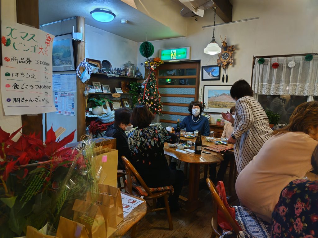 【女性部】クリスマス会・宮田村へ寄付をいたしました